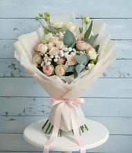 Букет цветов из:  Розы и Лизиантусы #REPLACE_PRED# Сосновское