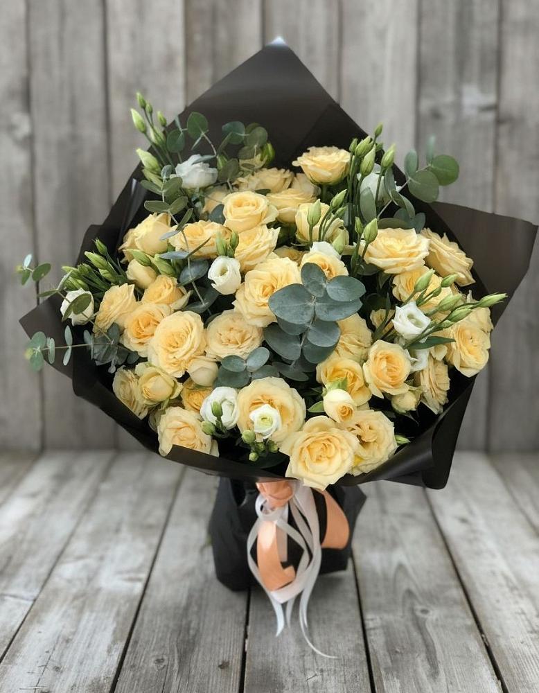 Букет цветов из: Розы и Лизиантусы в Сосновское