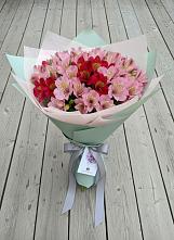 Букет цветов из:  Альстромерии в Сосновское