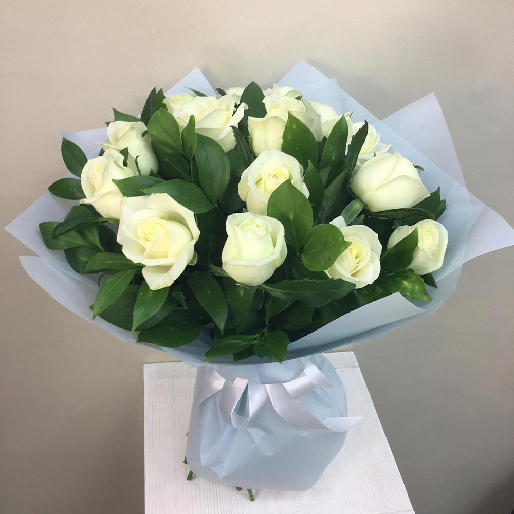 Букет 15 Белых роз Проуд в Сосновское