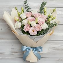 Букет цветов из:  Лизиантусы в Сосновское