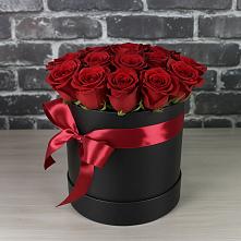 Цветочная композиция из Розы в шляпной коробке в Сосновское