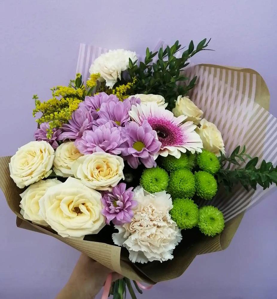 Букет цветов из: Хризантемы, Розы, Гвоздики и Герберы в Сосновское