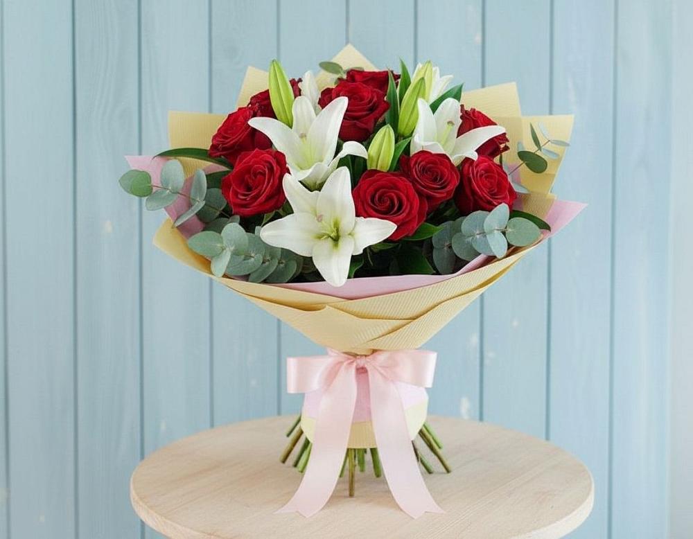 Букет цветов из: Лилии и Розы в Сосновское